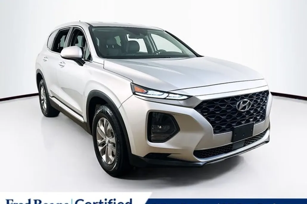 2019 Hyundai Santa Fe SE photo 1