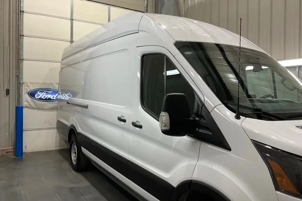 2023 Ford Transit photo 1
