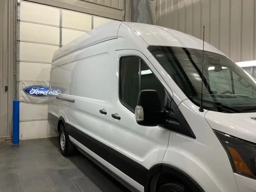 2023 Ford Transit photo 1