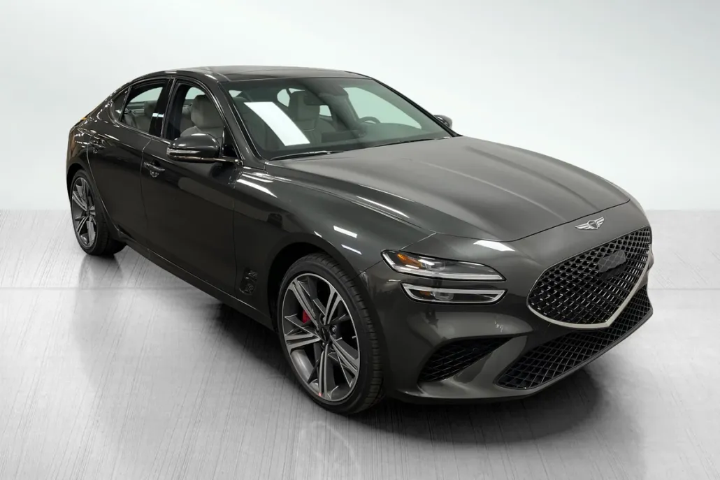 2025 Genesis G70 2.5T Sport Prestige photo 1