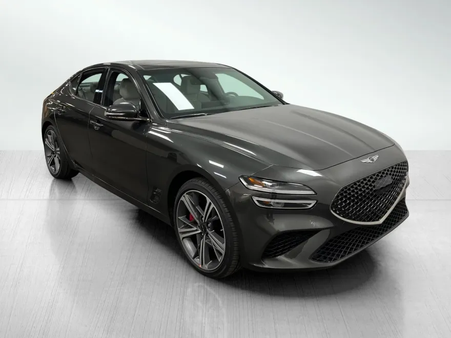 2025 Genesis G70 2.5T Sport Prestige photo 1
