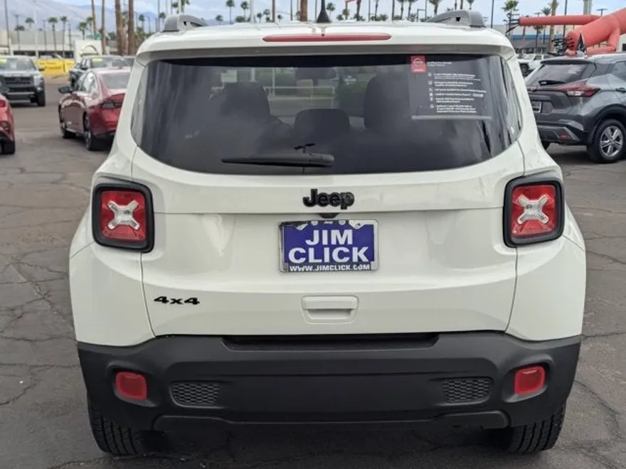 2023 Jeep Renegade Latitude Upland photo 1