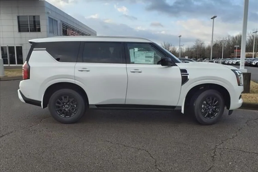 2025 Nissan Armada SV photo 1