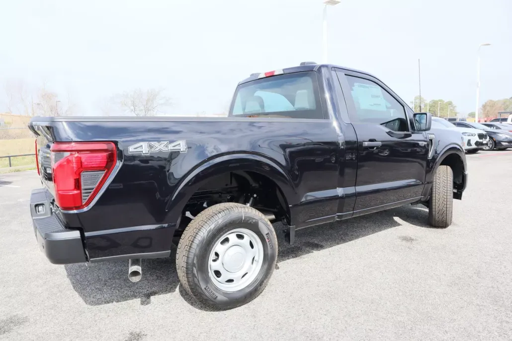 2025 Ford F-150 XL photo 1