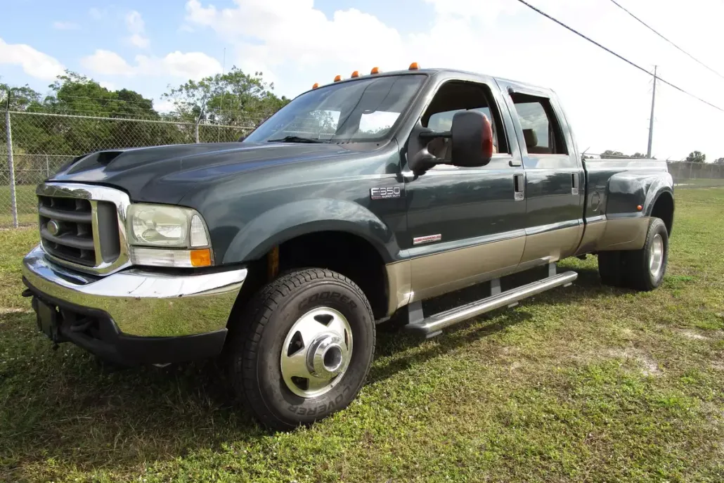 2004 Ford F-350 Lariat photo 1