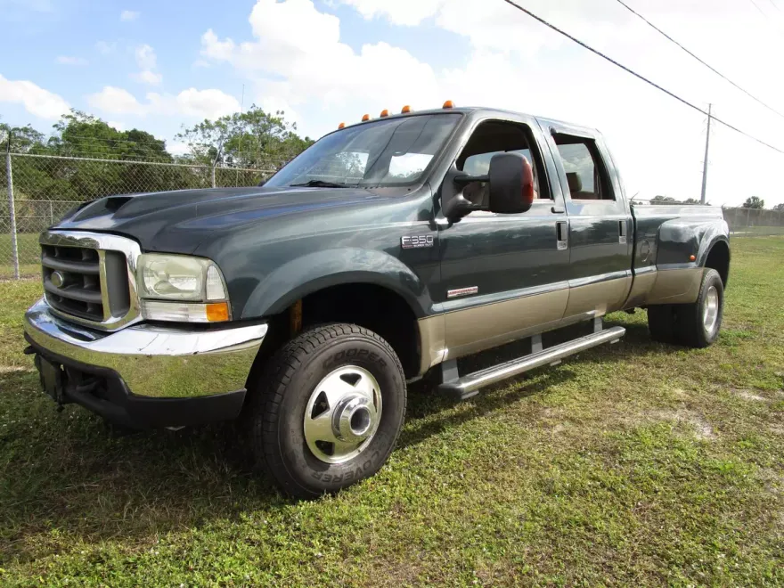 2004 Ford F-350 Lariat photo 1