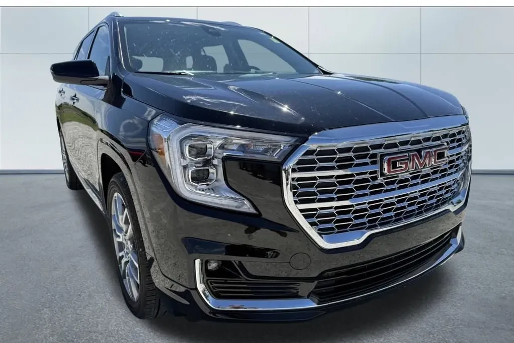 2022 Gmc Terrain Denali photo 1