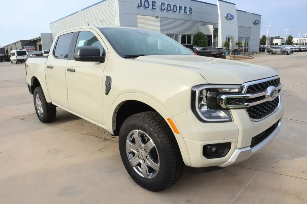 2025 Ford Ranger XLT photo 1