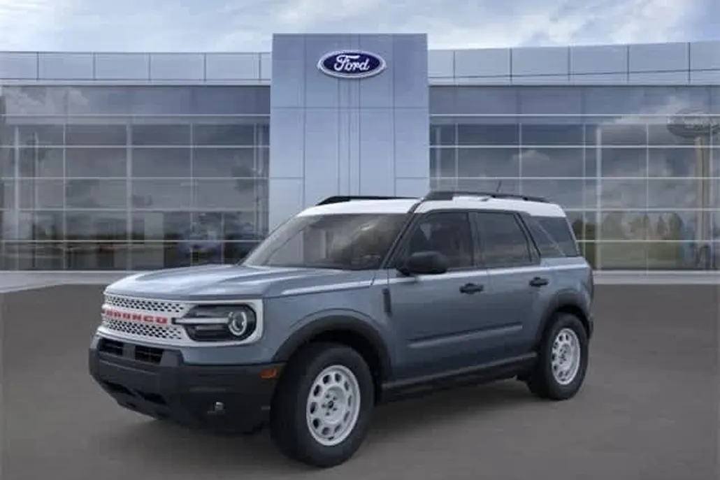 2025 Ford Bronco Sport Heritage photo 1