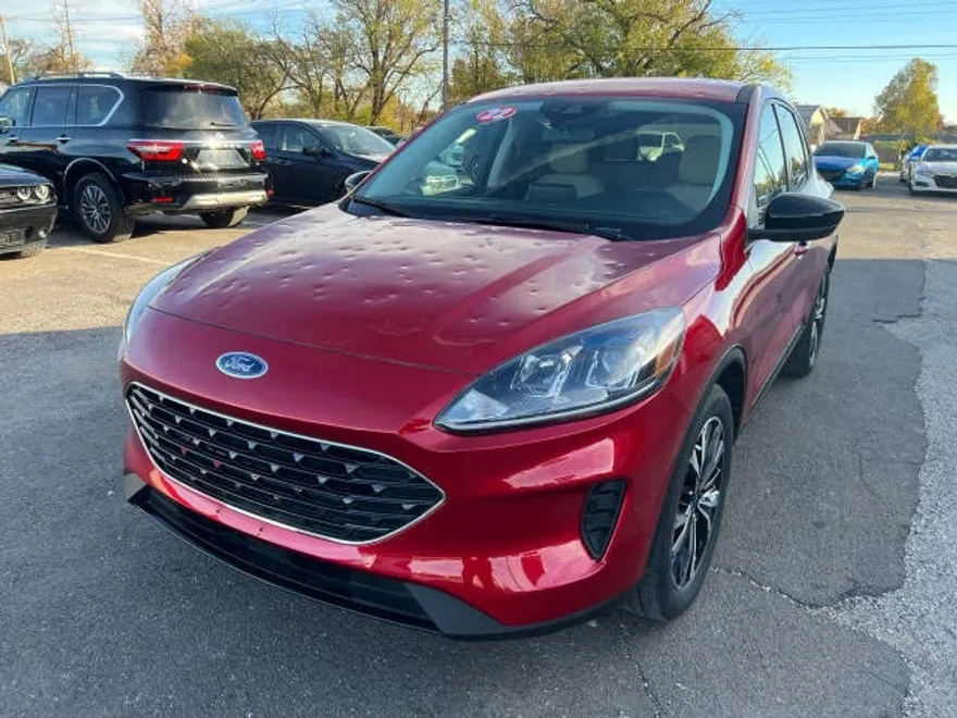 2022 Ford Escape SE photo 1
