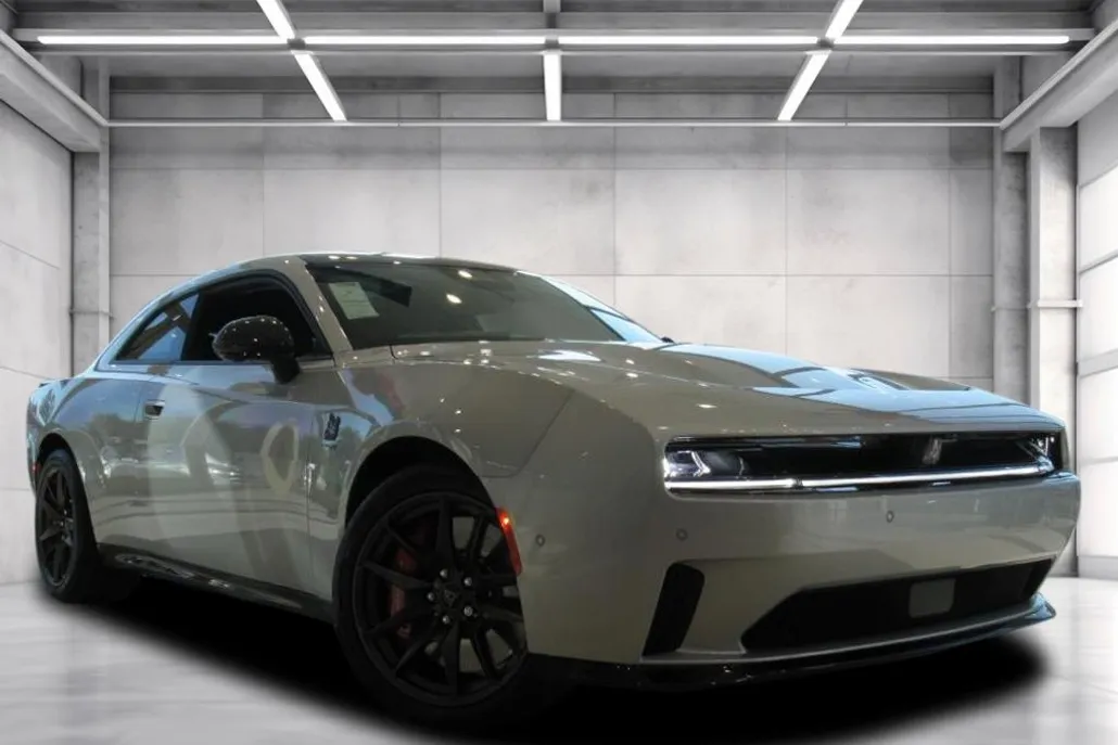 2024 Dodge Charger R/T Scat Pack photo 1