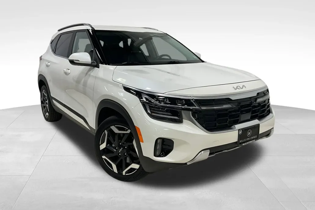 2024 Kia Seltos SX photo 1