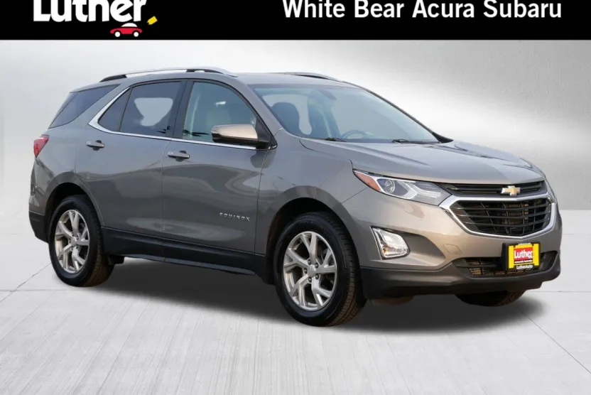 2018 Chevrolet Equinox LT photo 1