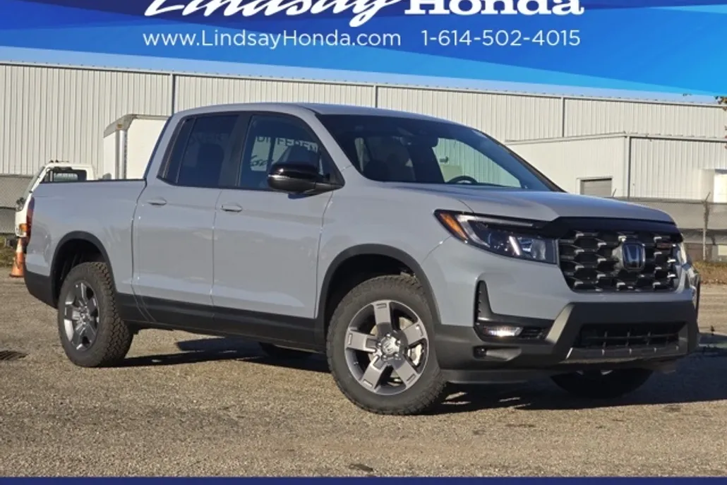 2025 Honda Ridgeline TrailSport photo 1