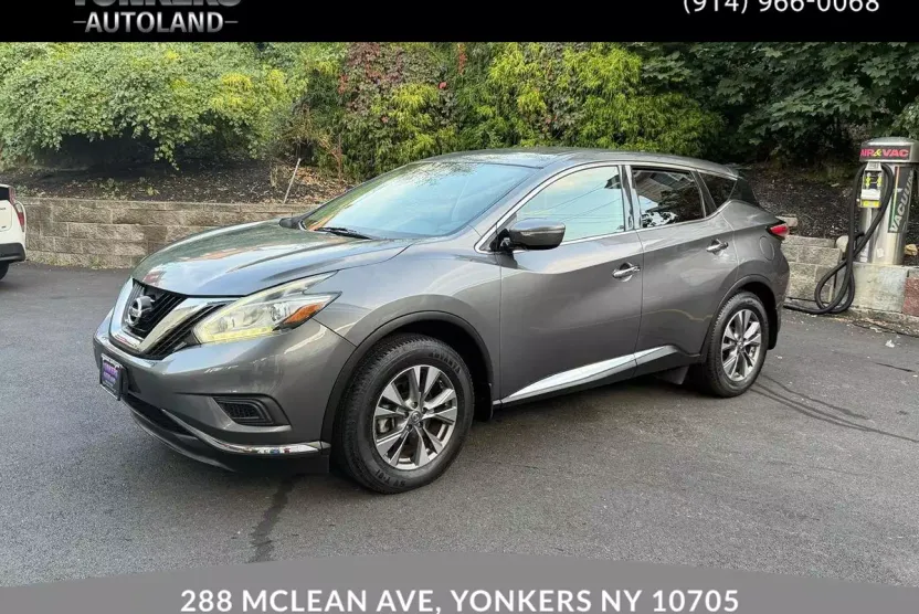 2015 Nissan Murano S photo 1