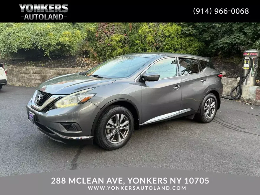 2015 Nissan Murano S photo 1
