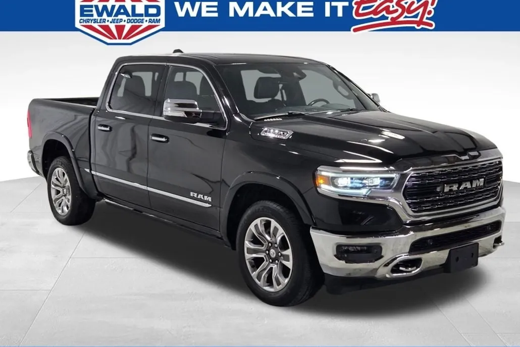2022 Ram 1500 Limited photo 1