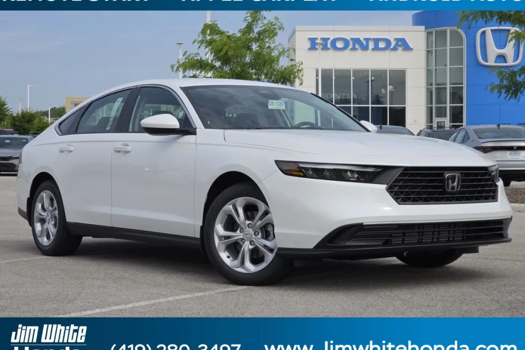 2025 Honda Accord LX photo 1