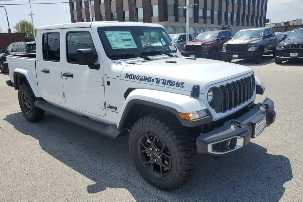 2025 Jeep Gladiator Sport photo 1