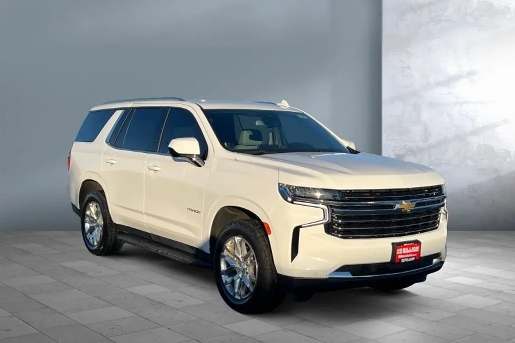 2023 Chevrolet Tahoe LT photo 1
