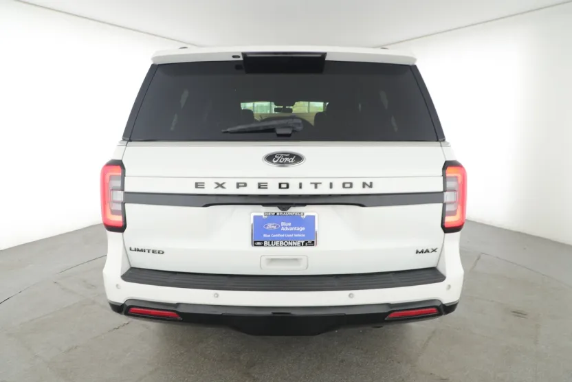 2023 Ford Expedition MAX Limited photo 1