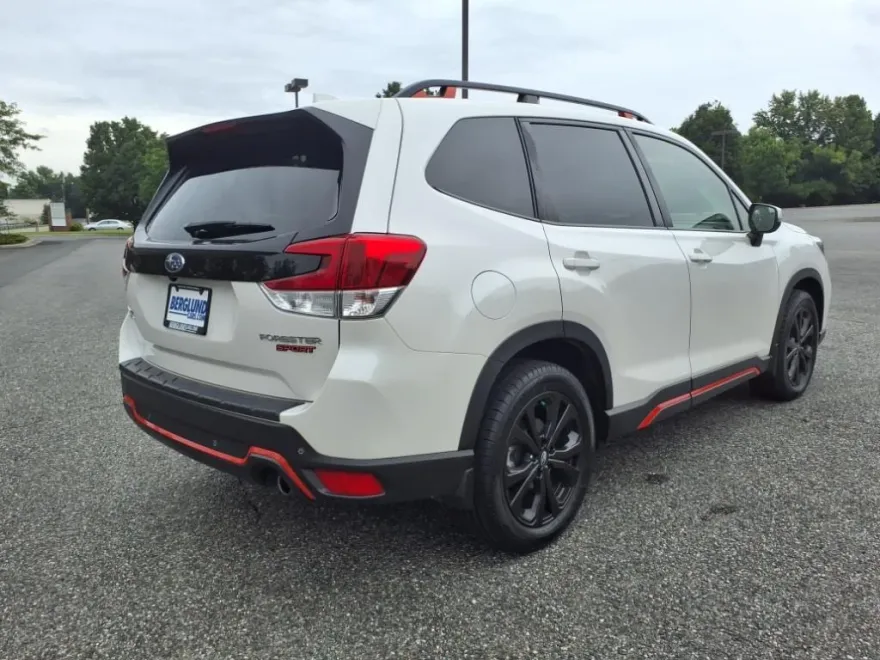 2021 Subaru Forester Sport photo 1
