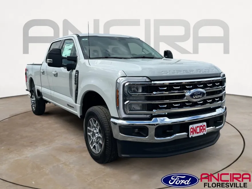 2026 Ford F-250 Lariat photo 1