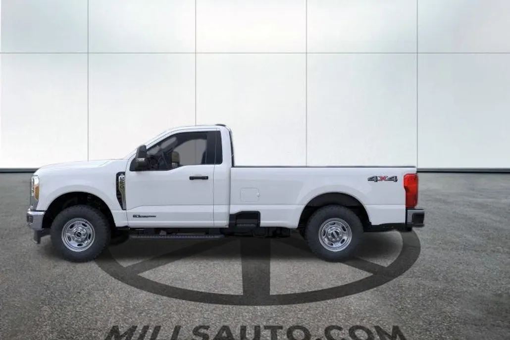 2025 Ford F-250 XLT photo 1