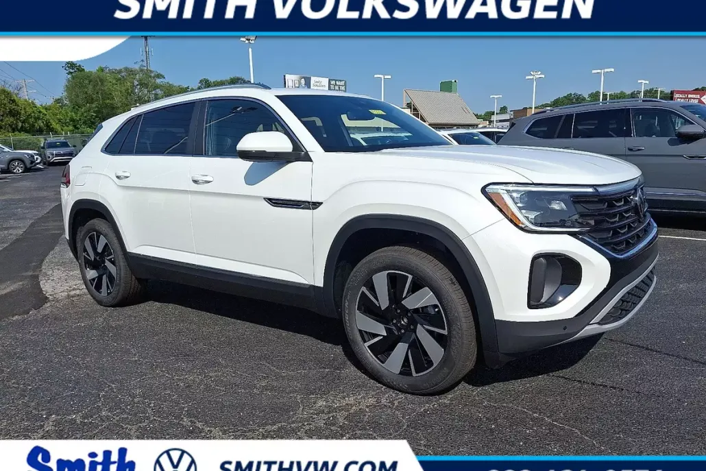 2025 Volkswagen Atlas Cross Sport SEL photo 1
