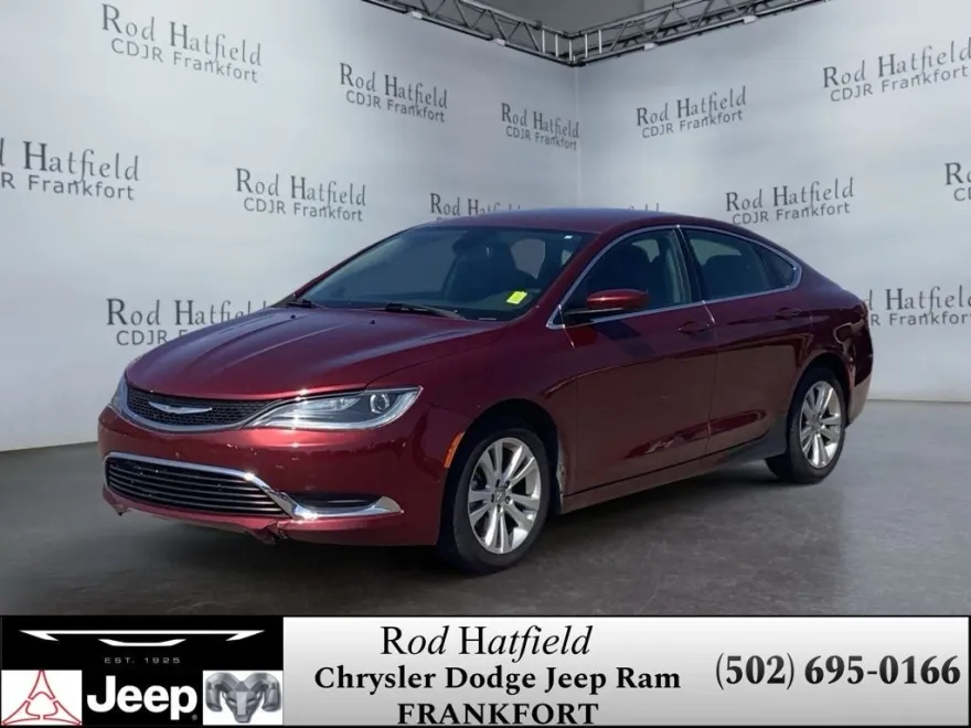 2015 Chrysler 200 Limited photo 1