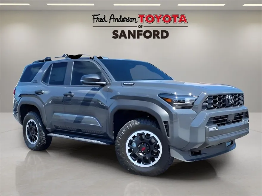 2025 Toyota 4Runner TRD Off-Road photo 1
