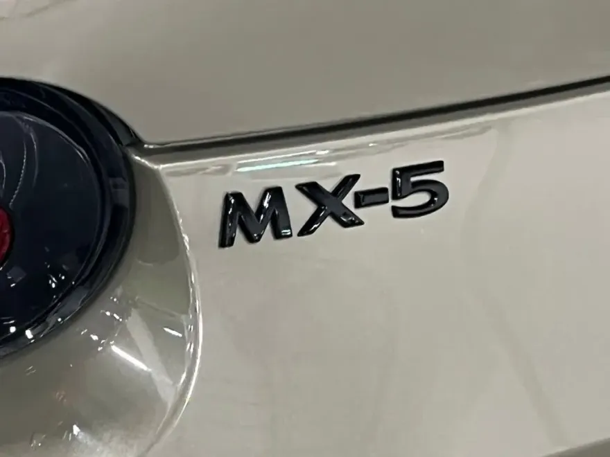 2023 Mazda MX-5 Miata Miata photo 32