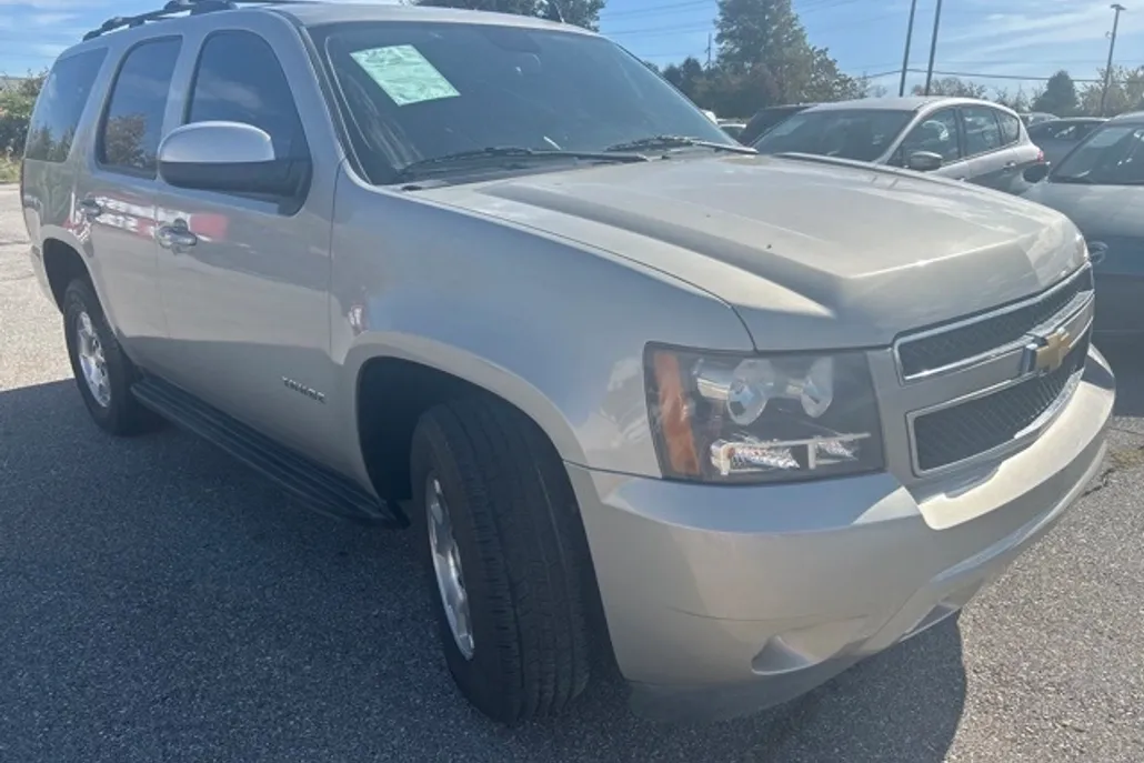 2013 Chevrolet Tahoe LT photo 1