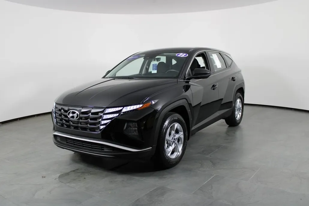 2023 Hyundai Tucson SE photo 1