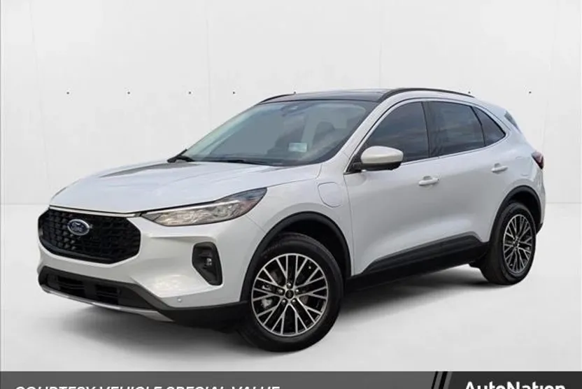 2025 Ford Escape Premium photo 1
