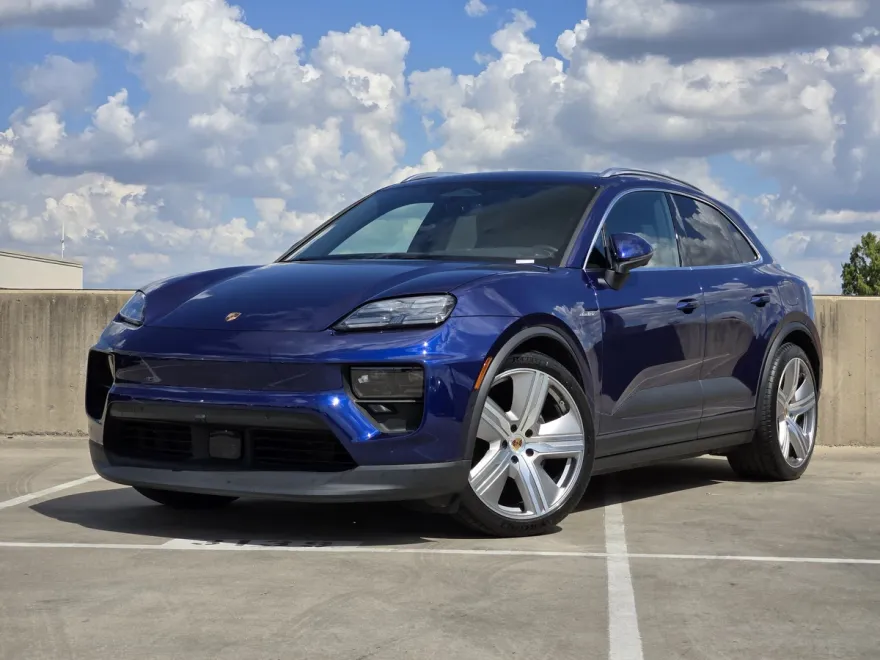 2024 Porsche Macan Electric 4 photo 1