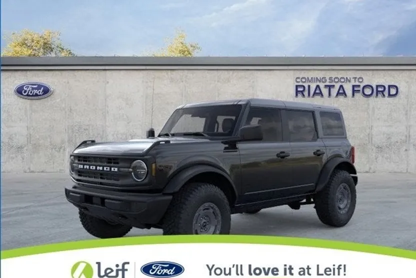 2025 Ford Bronco Base photo 1