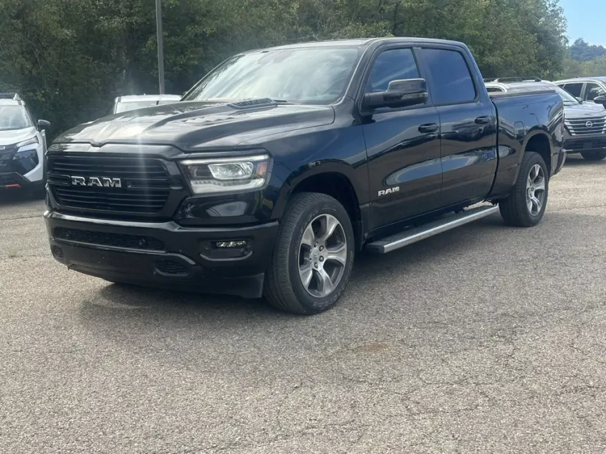 2024 Ram 1500 Laramie photo 1