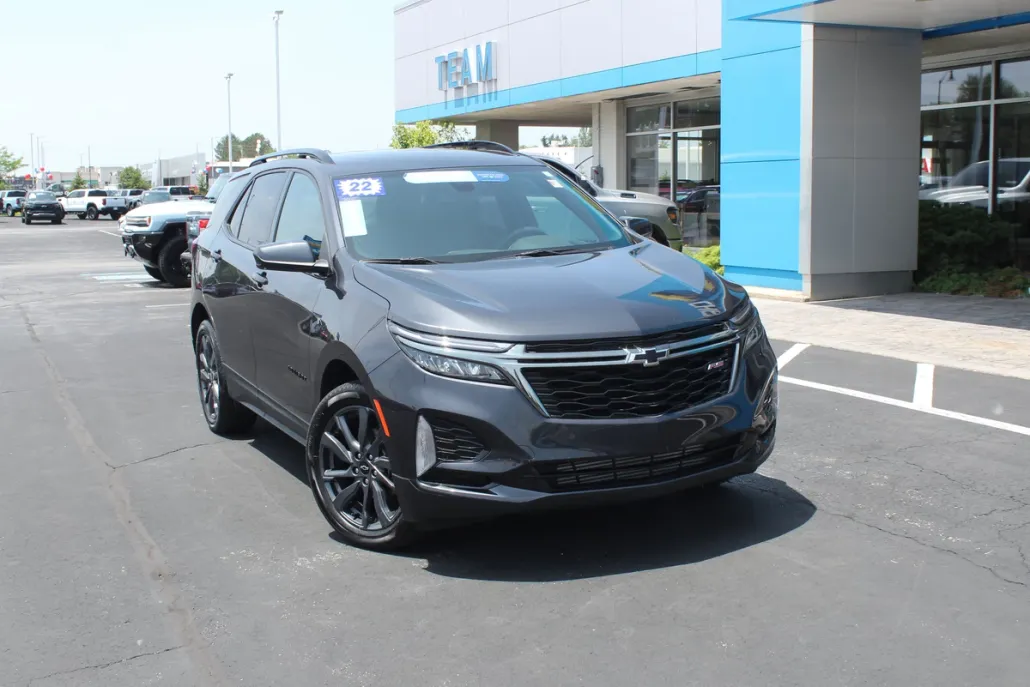 2022 Chevrolet Equinox RS photo 1