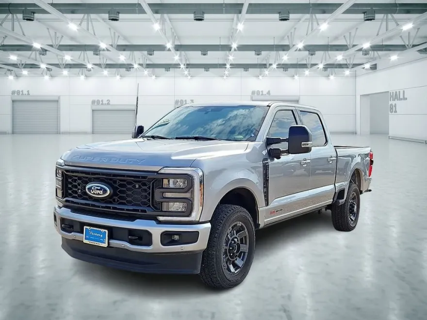 2024 Ford F-250 Lariat photo 1