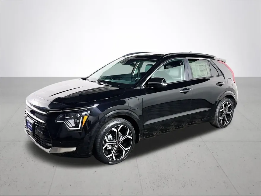 2025 Kia Niro Plug-In Hybrid SX Touring photo 1