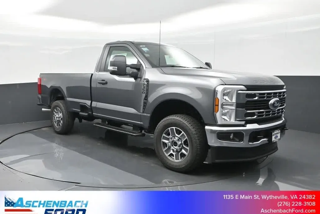 2025 Ford F-350 XLT photo 1