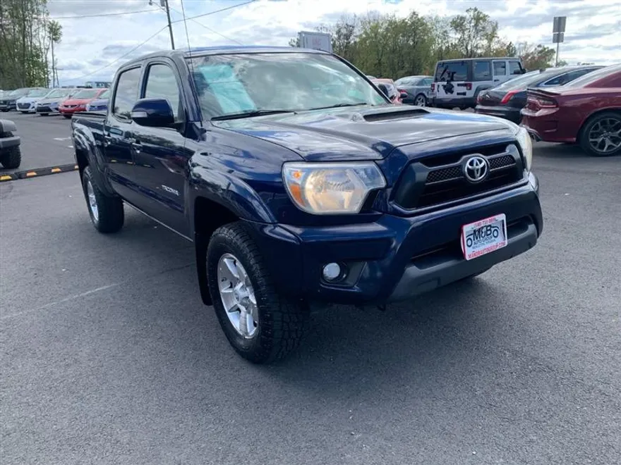 2012 Toyota Tacoma PreRunner photo 1