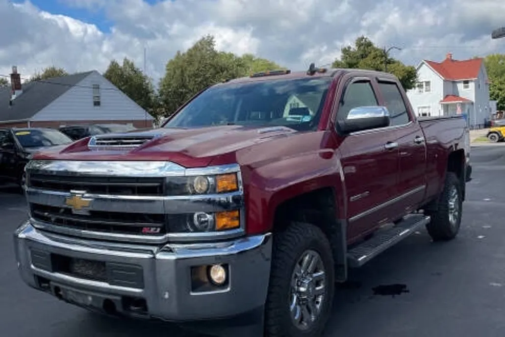 2018 Chevrolet Silverado 2500HD LTZ photo 1
