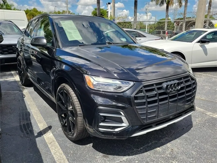 2021 Audi Q5 45 Premium Plus photo 1