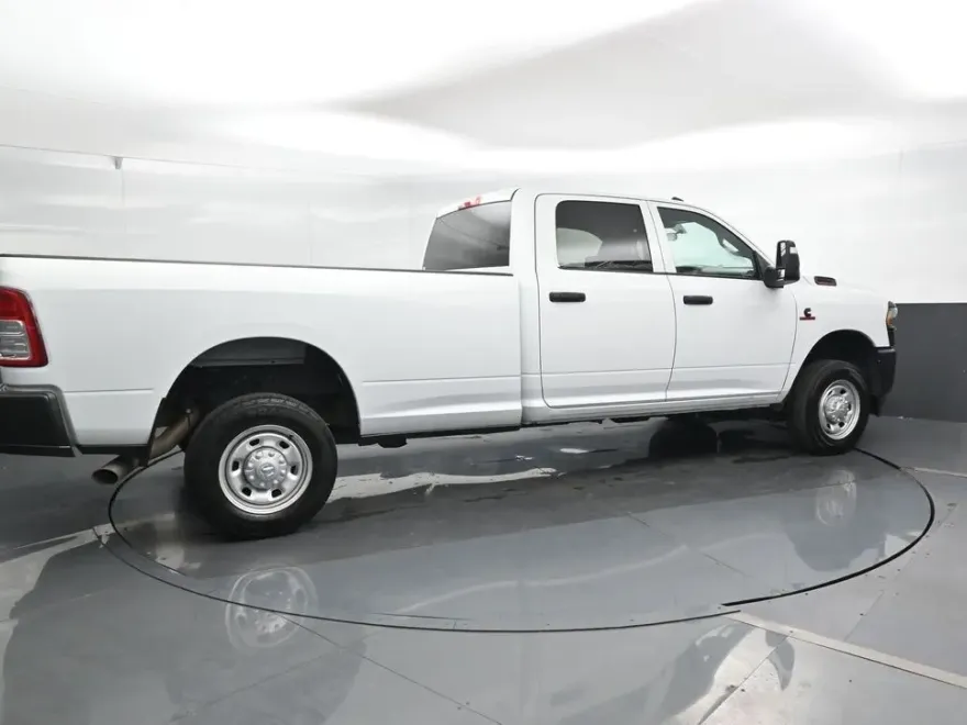 2024 Ram 2500 Tradesman photo 1