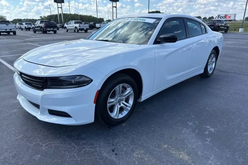 2023 Dodge Charger SXT photo 1