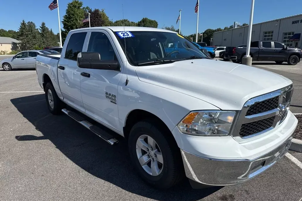 2023 Ram 1500 Classic SLT photo 1