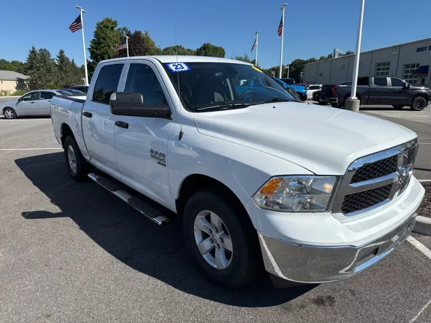 2023 Ram 1500 Classic SLT photo 1