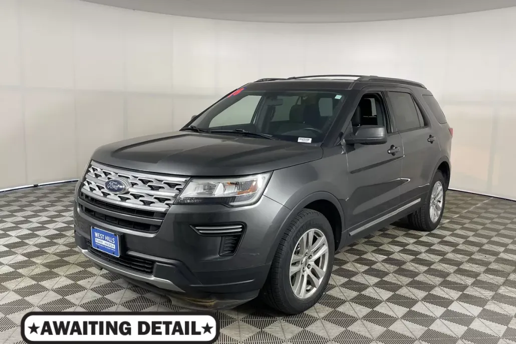 2018 Ford Explorer XLT photo 1